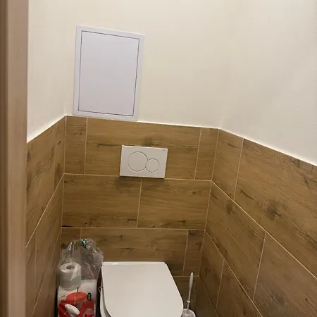 Lägenhet Flexihome Sk - Markusova - 70m2 - 3 Bedroom *